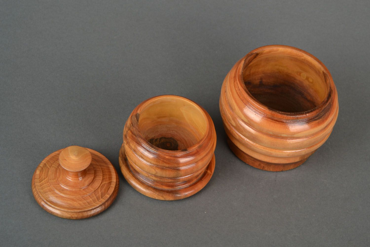 Wooden candy bowl photo 3