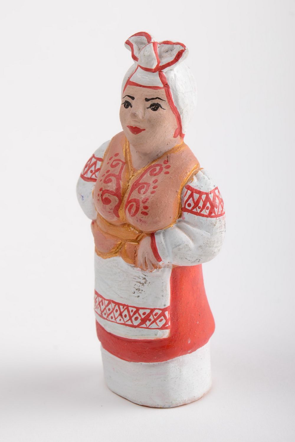Bemalte Keramik Deko Statuette aus Ton handgeschaffen auffallend schön Bäuerin foto 2