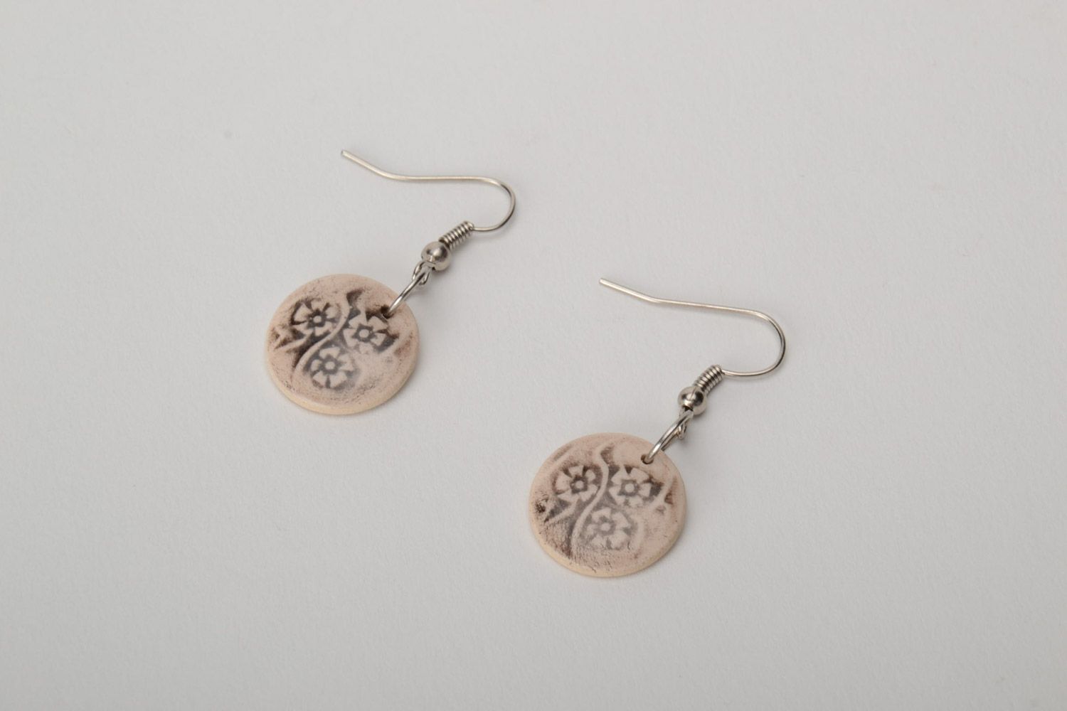 Handmade beige painted ceramic round earrings with charms for women photo 5