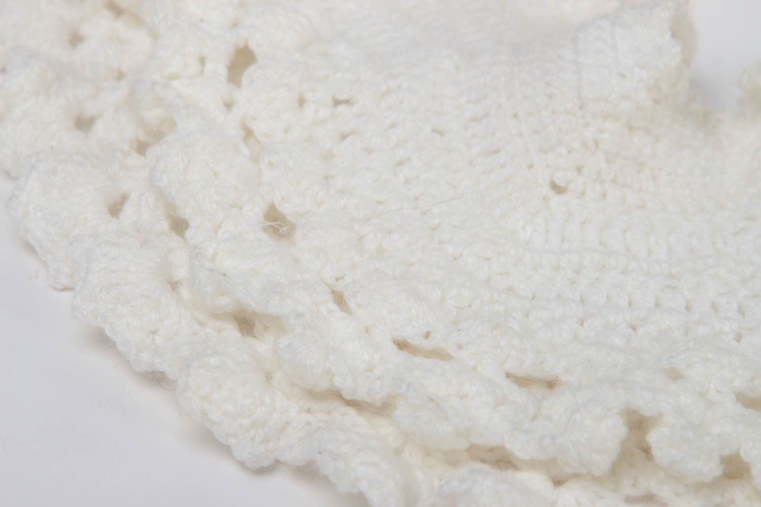 Faux col blanc fait main Col amovible tricoté au crochet Vêtement femme photo 2