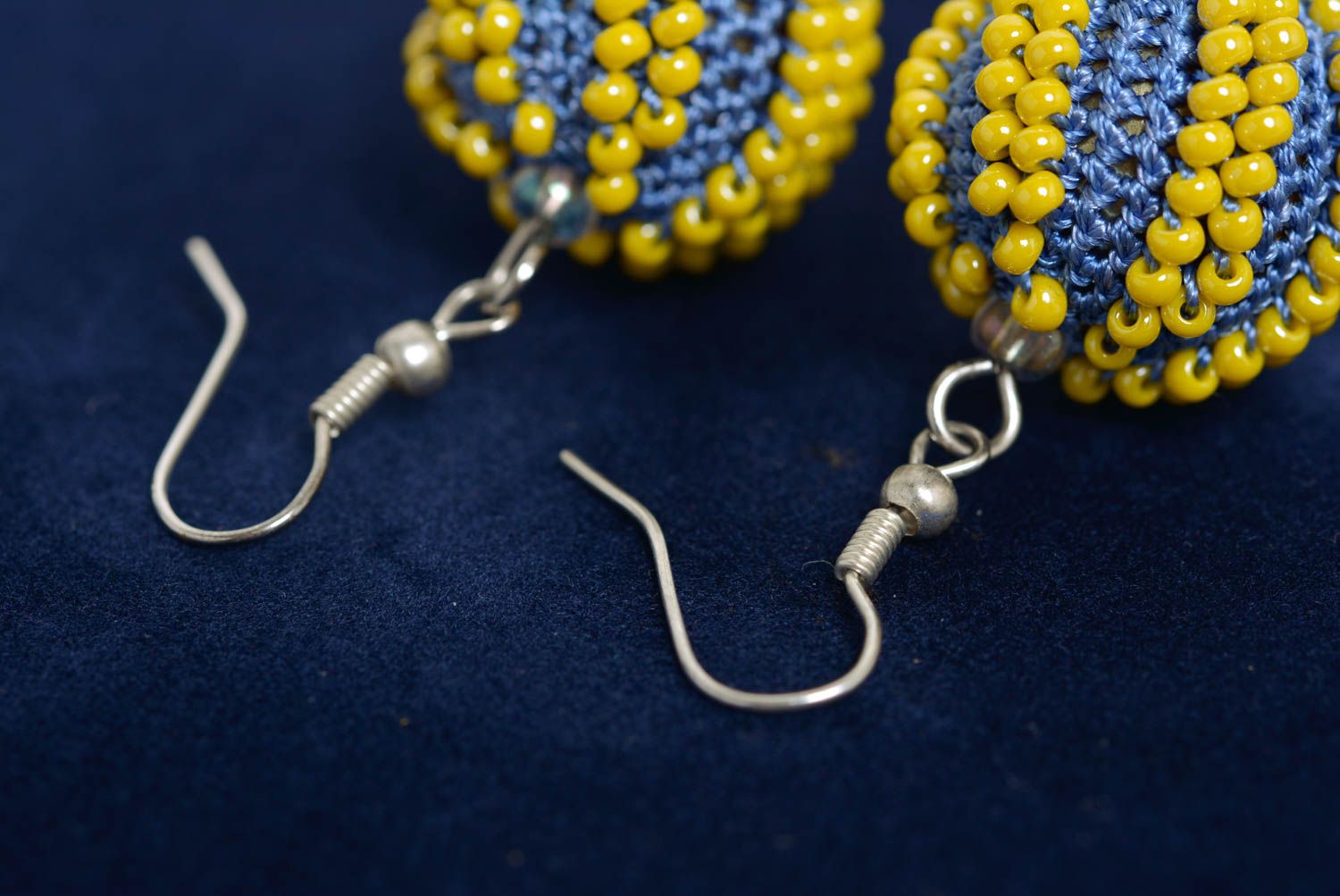 Handmade designer ball shaped dangling earrings woven of beads blue and yellow photo 5