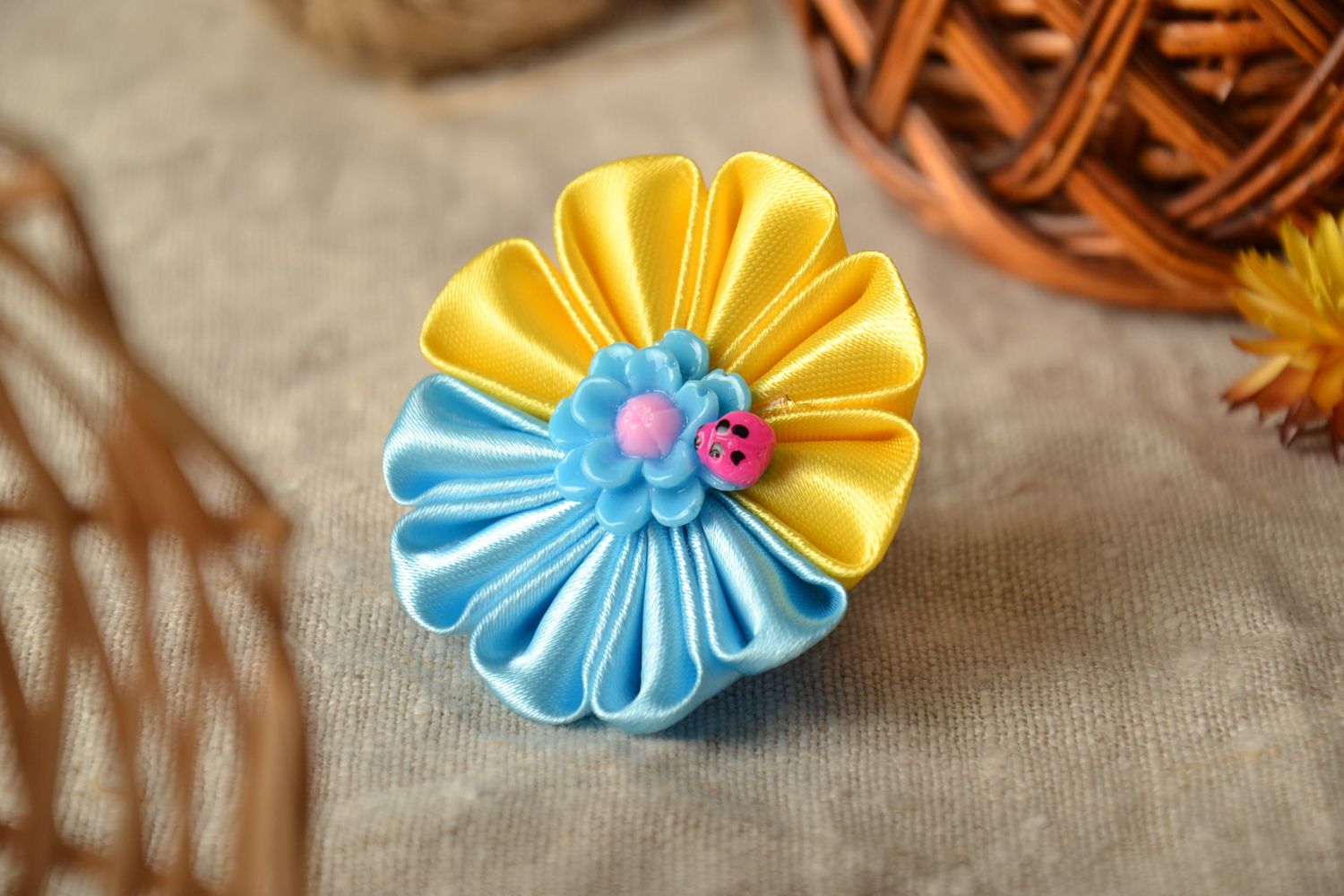 Yellow and blue kanzashi flower hair tie photo 1