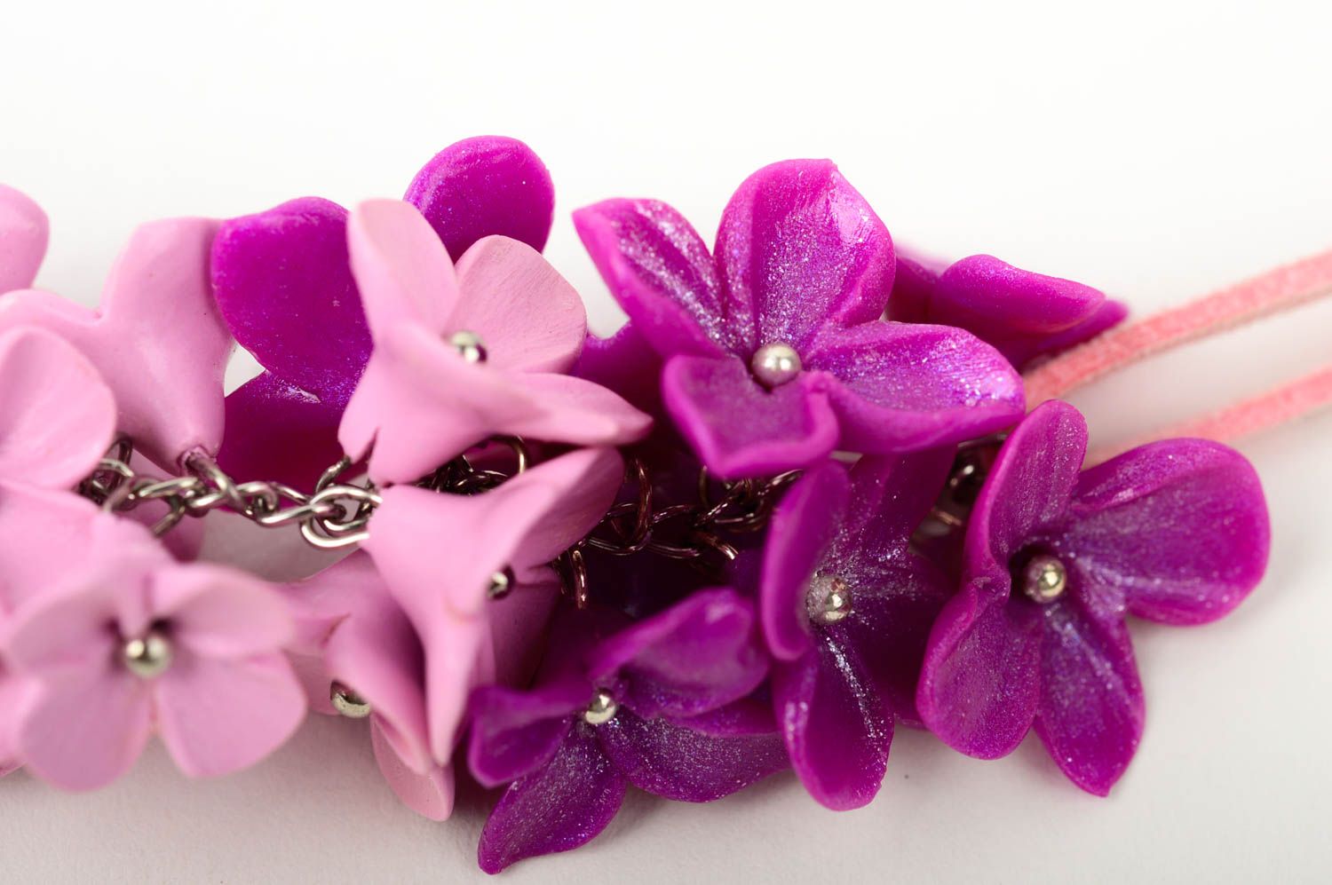 Collar hecho a mano color lila regalo original para mujer bisutería artesanal foto 4
