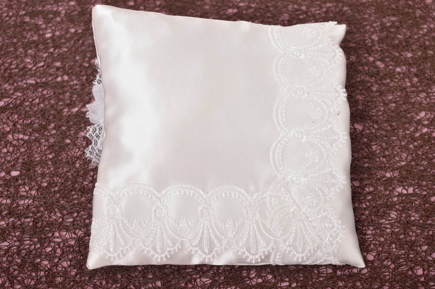 Wedding accessories wedding attributes pillow for wedding rings wedding decor photo 4