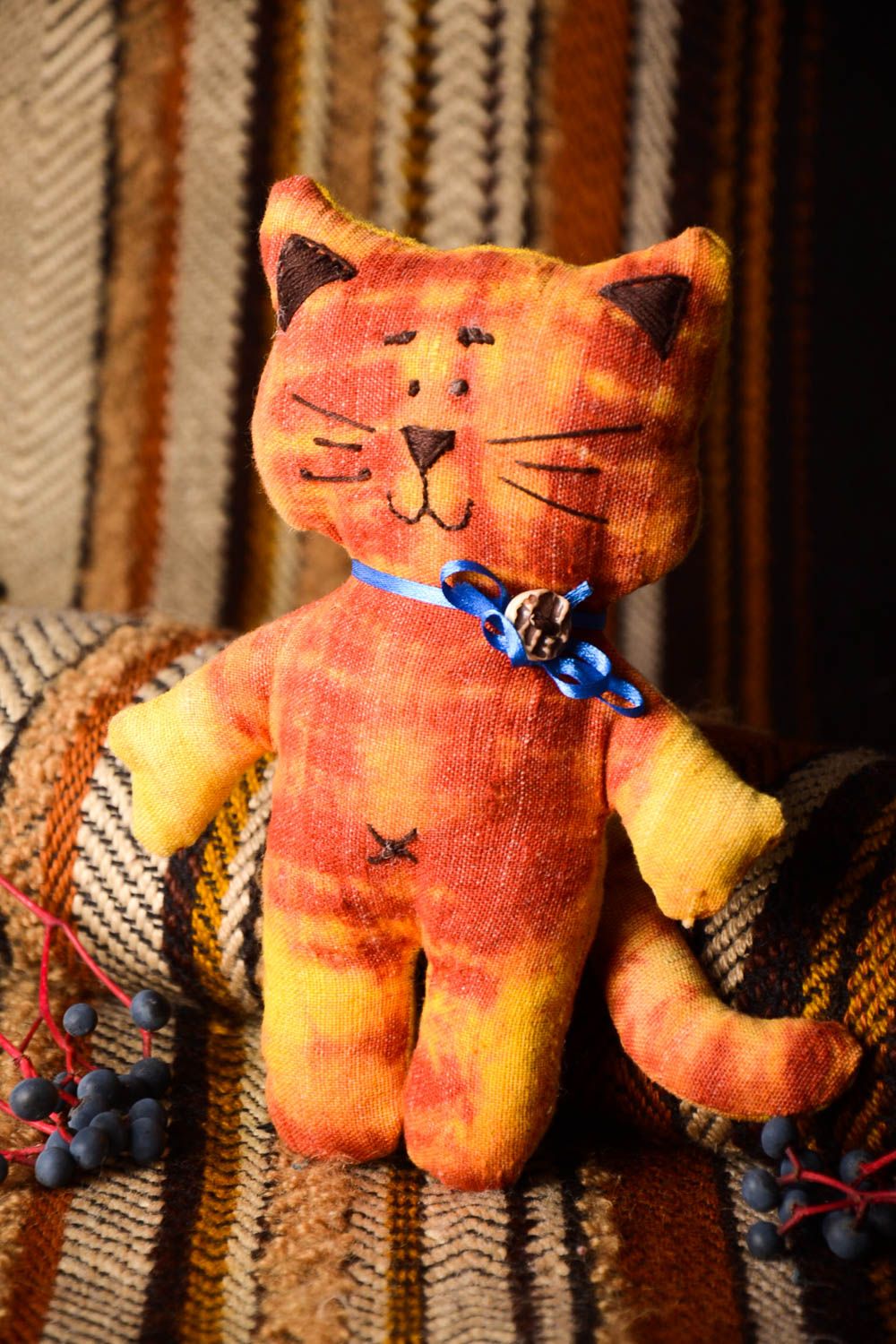Handmade Kuscheltier Katze rot Stoff Spielzeug Geschenk für Kinder niedlich foto 2