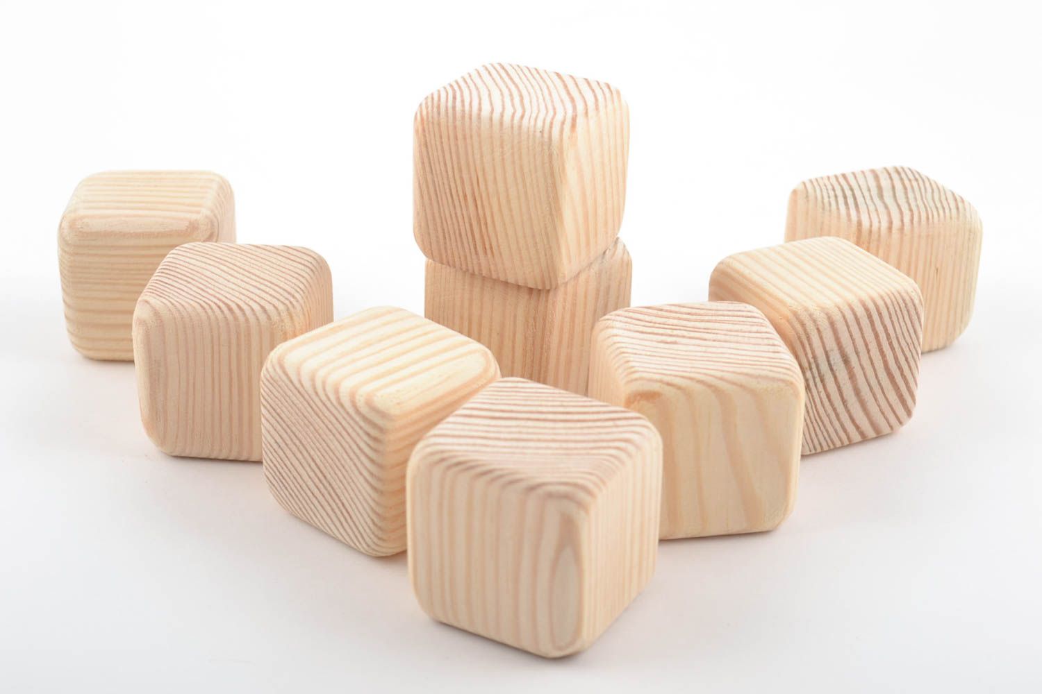 Cubes pour bébé en bois brut faits main à décorer et peindre set de 9 pièces photo 4
