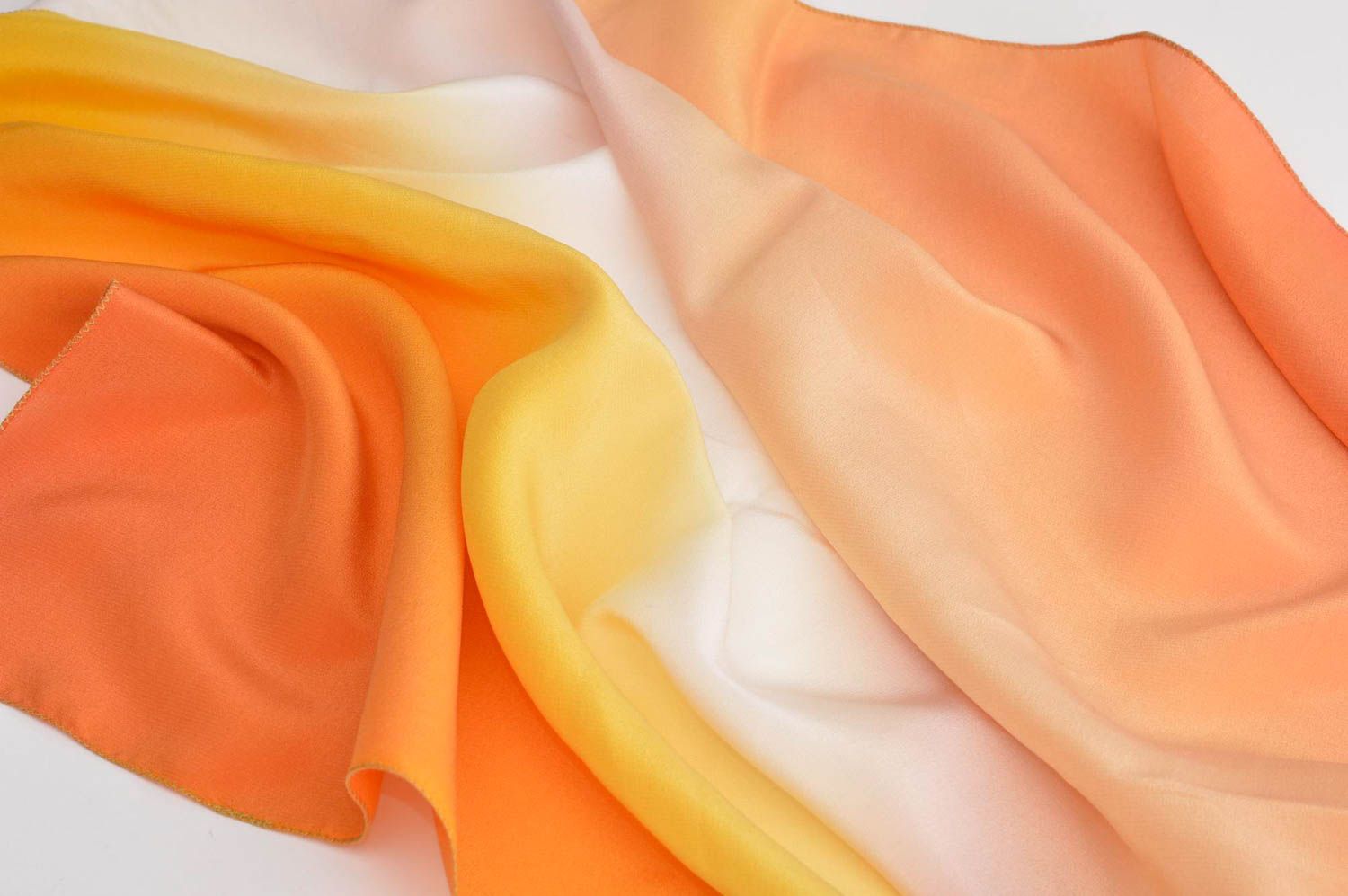 Нарядный платок ручной работы женский аксессуар платок из шелка красивый фото 2