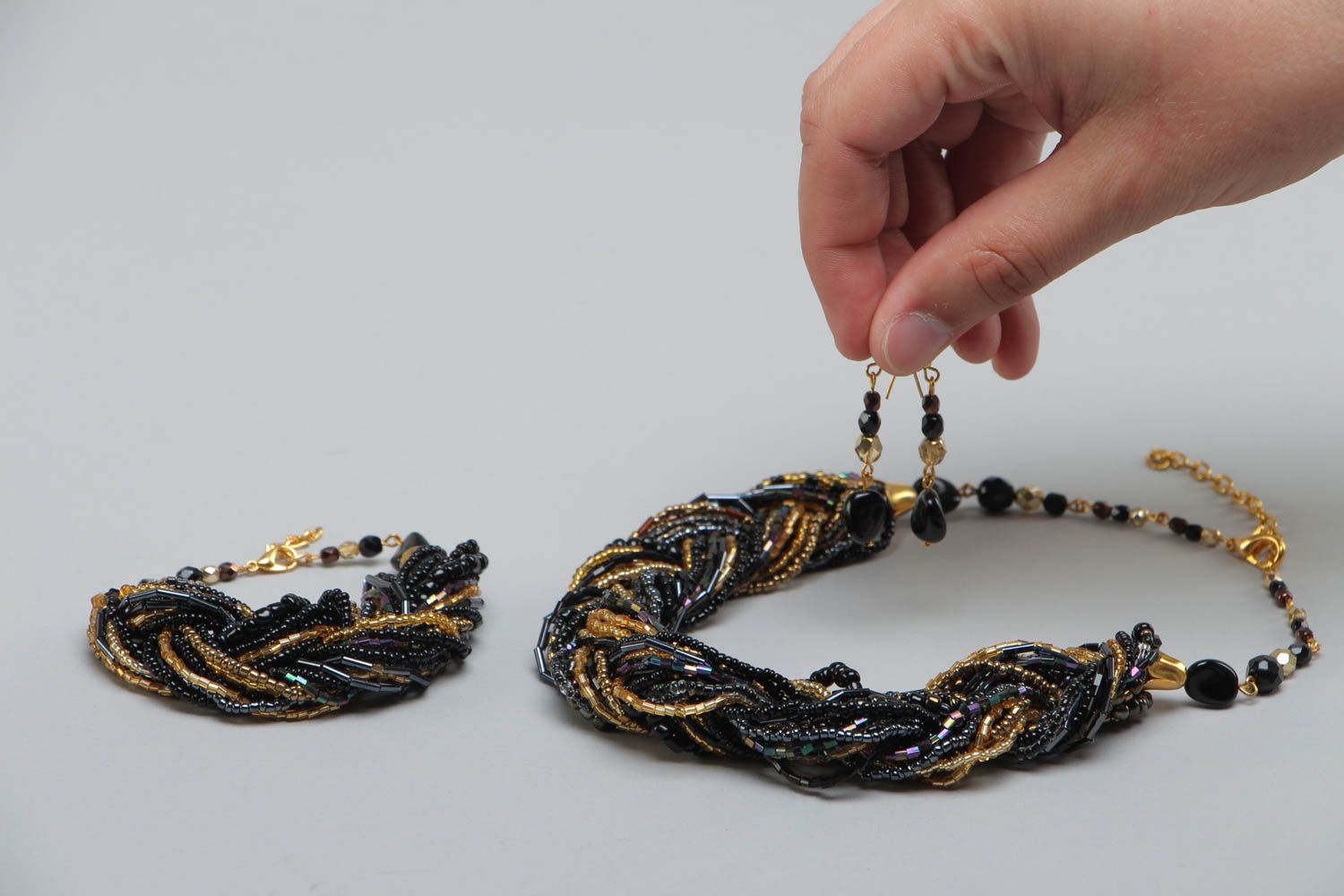 Dark handmade designer beaded jewelry set 3 pieces bracelet necklace and earrings photo 5