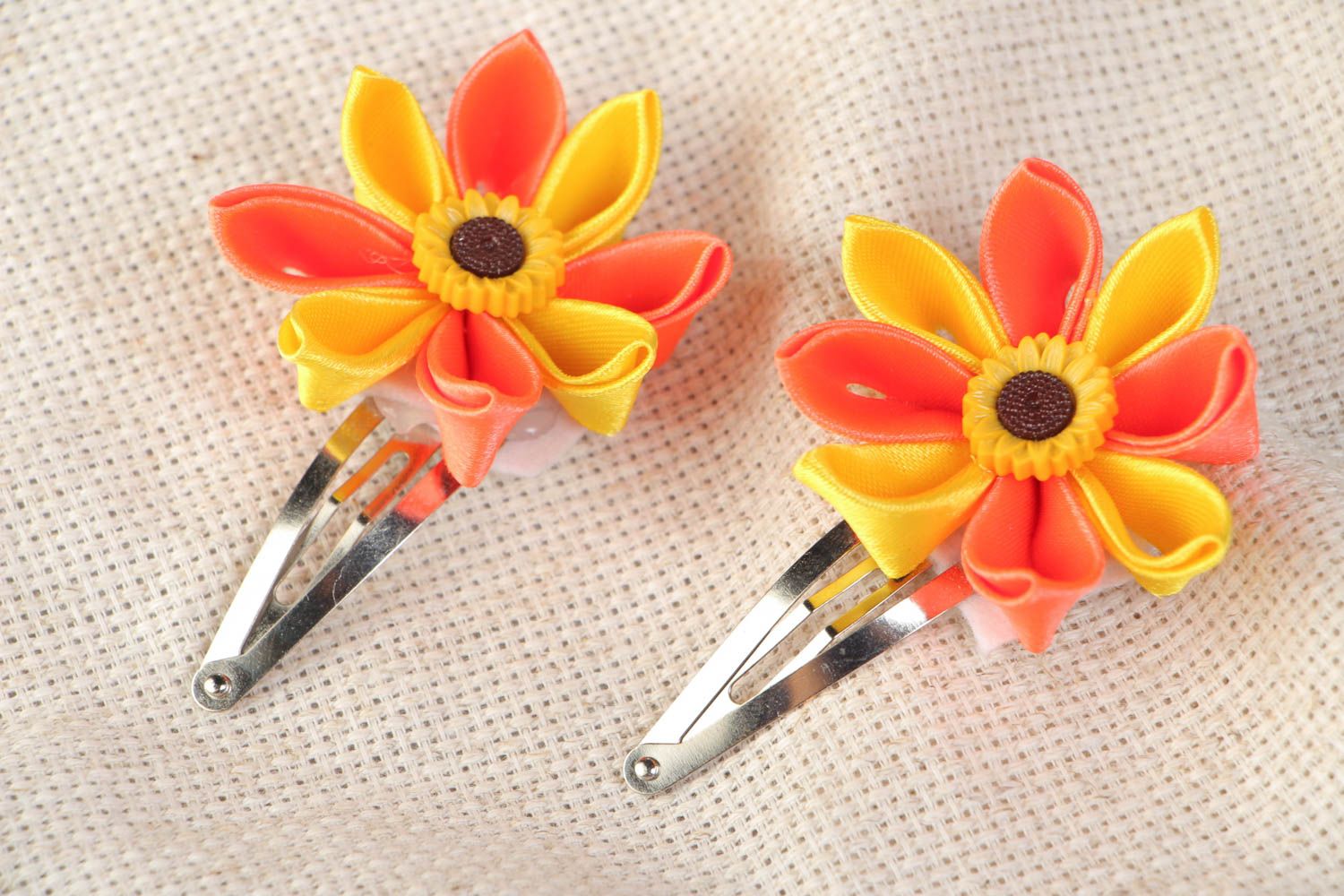 Set of handmade hairpins made using kanzashi technique bright accessories for children 2 pieces photo 1