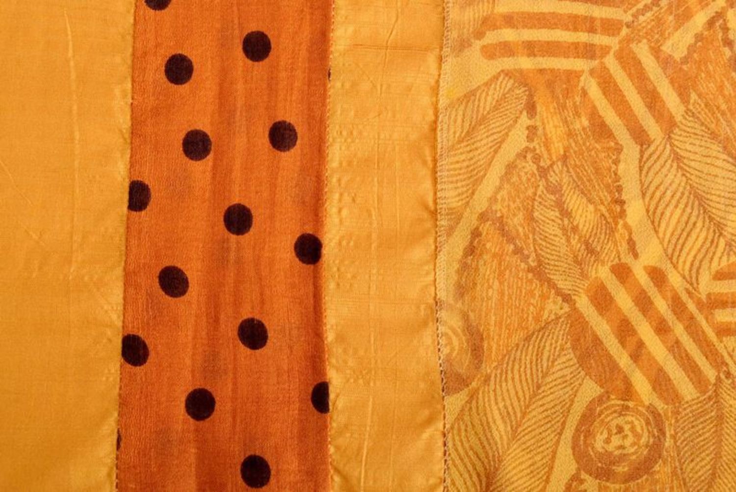 Écharpe originale faite main en soie photo 4