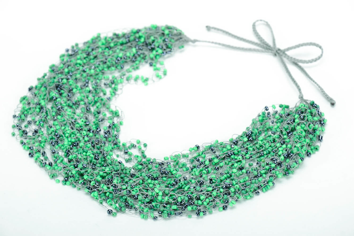 Collier multirangs vert en perles de rocailles fait main photo 3