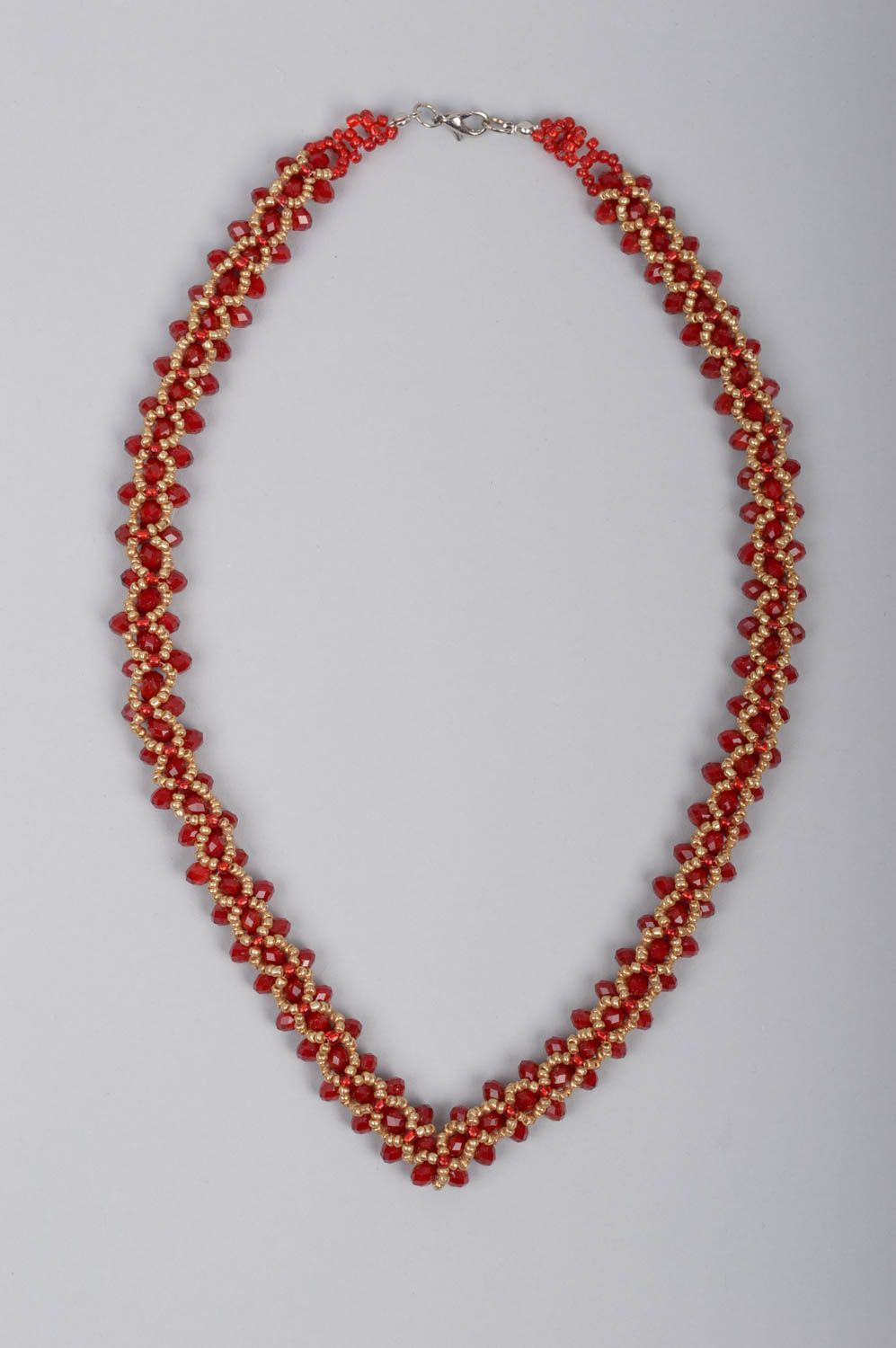 Collier long Bijou fait main rouge en perles de rocaille Cadeau femme original photo 5
