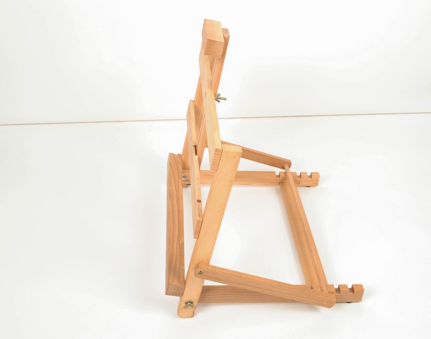 Wooden easel for drawing photo 3