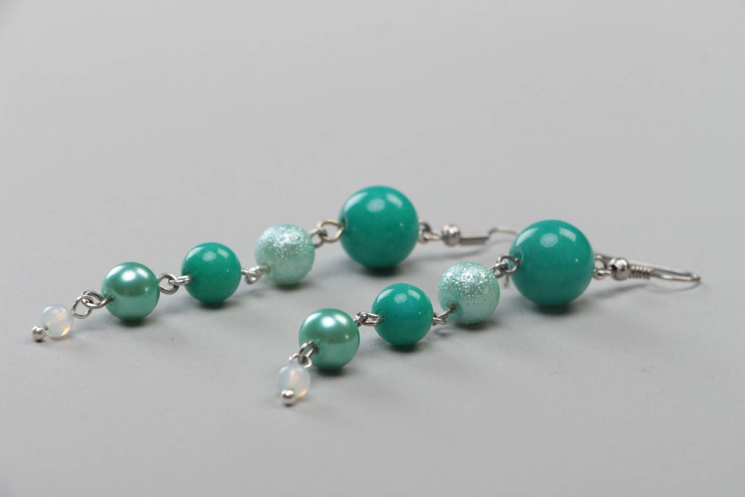 Boucles d'oreilles de perles en céramique et agate longues turquoise faites main photo 3