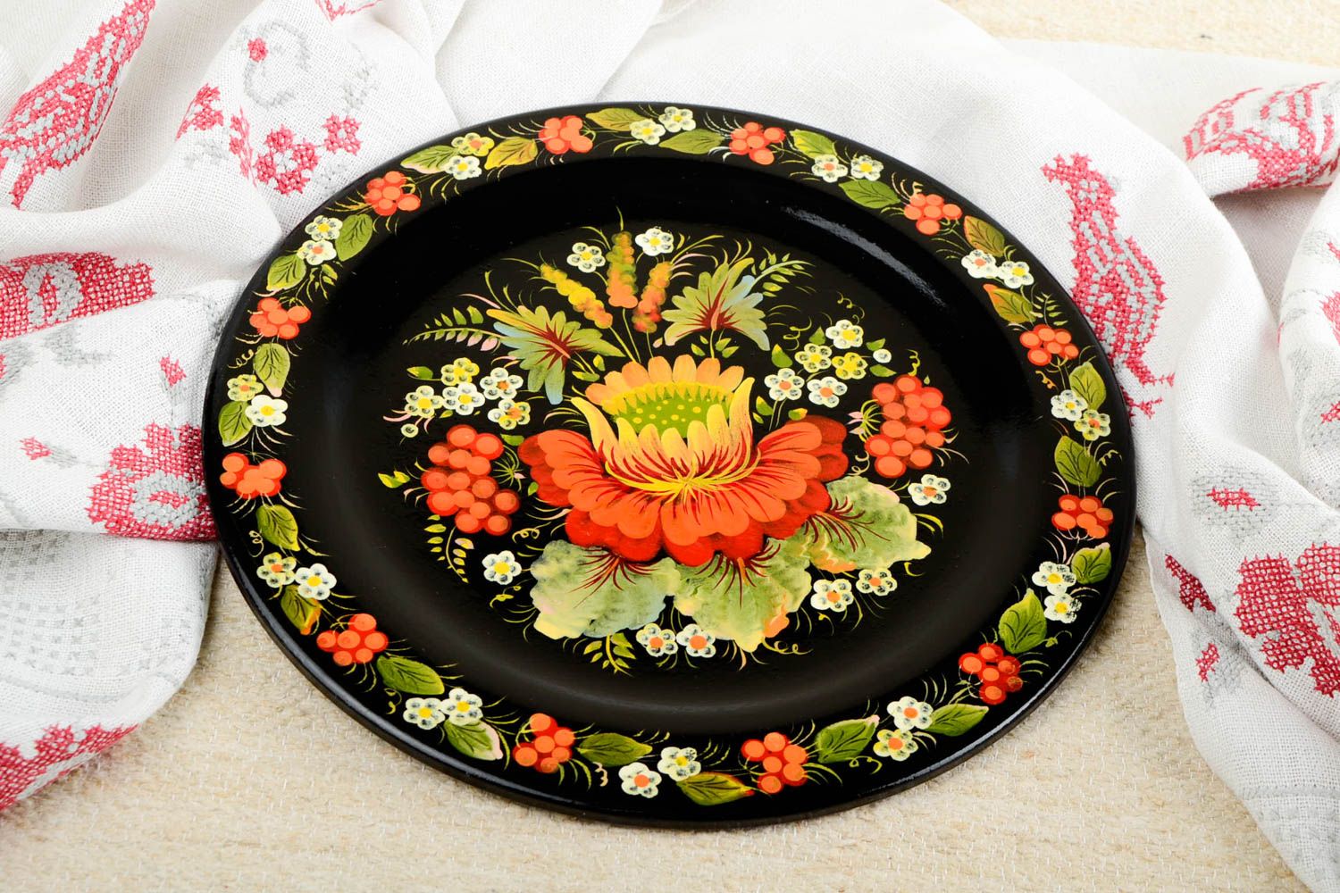 Assiette décorative faite main Assiette peinte motifs floraux Décoration maison photo 1