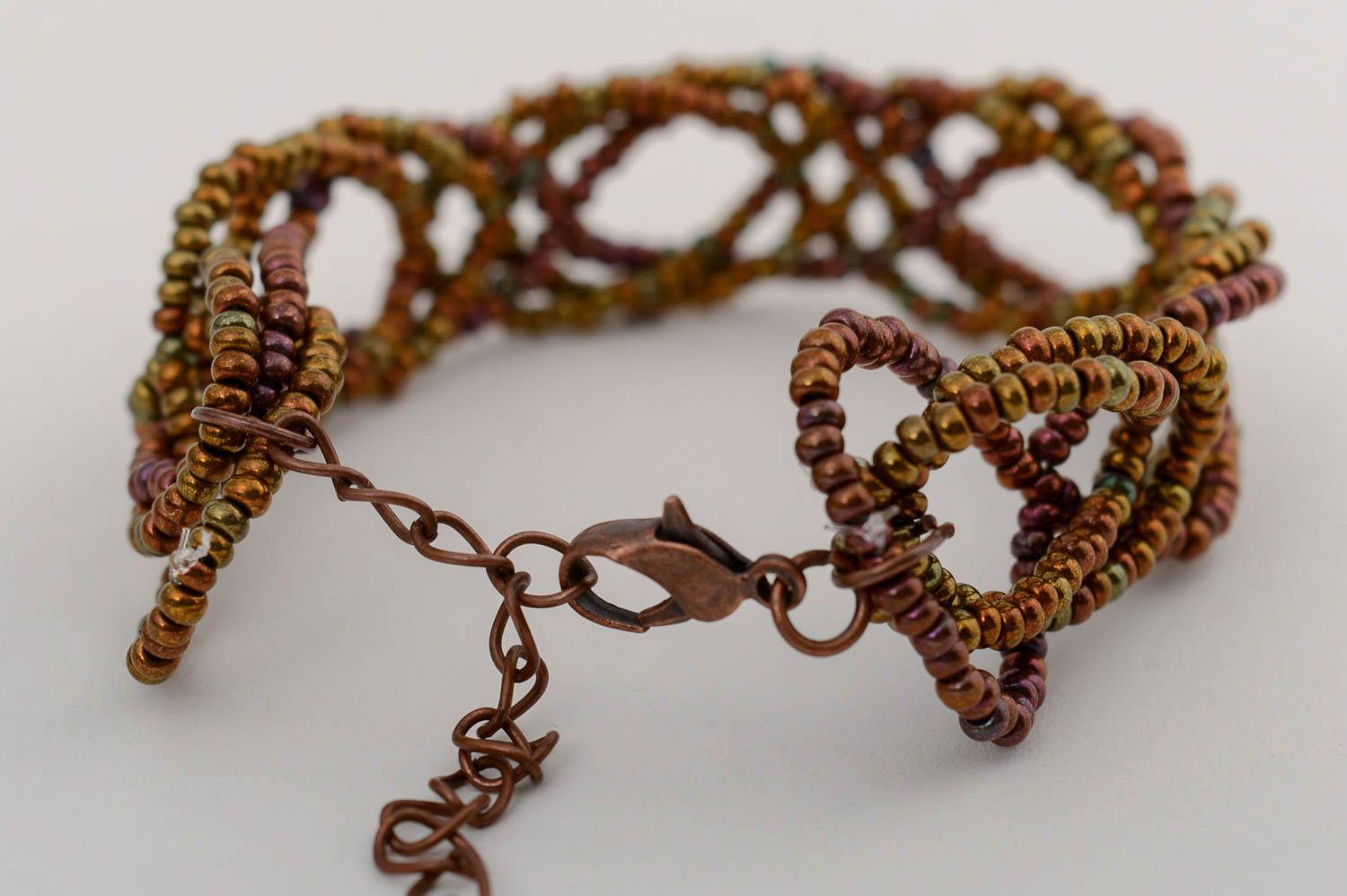 Bracelet en perles de rocailles fait main design original brun pour femme photo 3