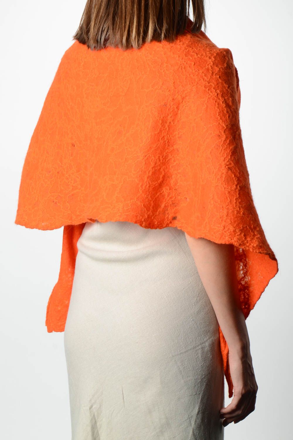 Grand Châle fait main en laine feutrée orange original Vêtement pour femme photo 2