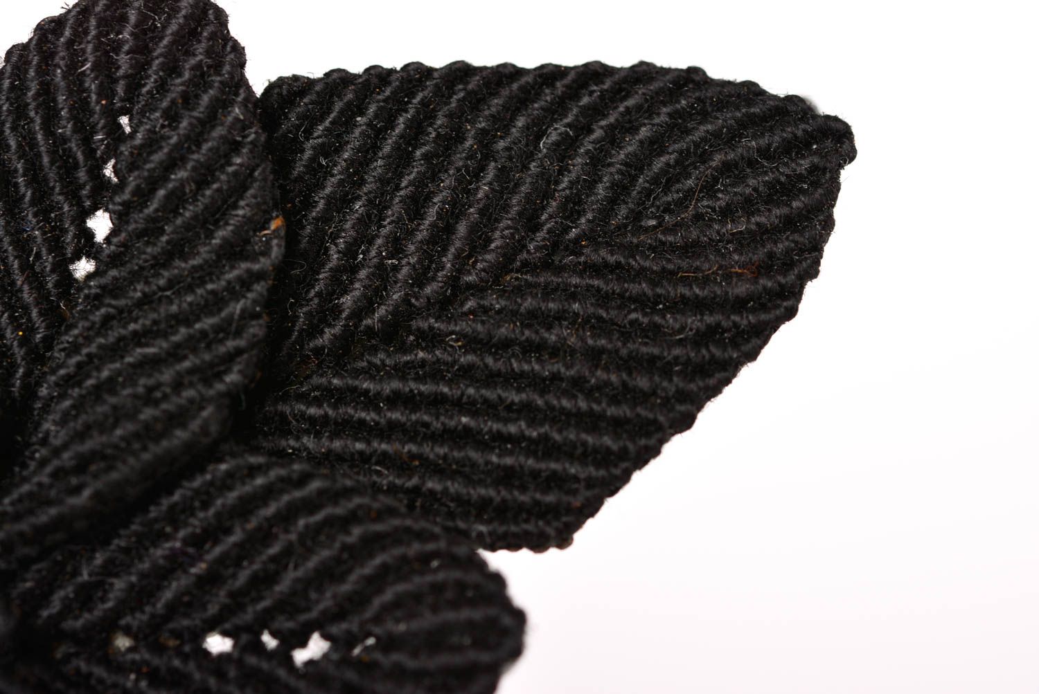 Заколка для волос ручной работы украшение из ниток аксессуар для волос черный фото 5