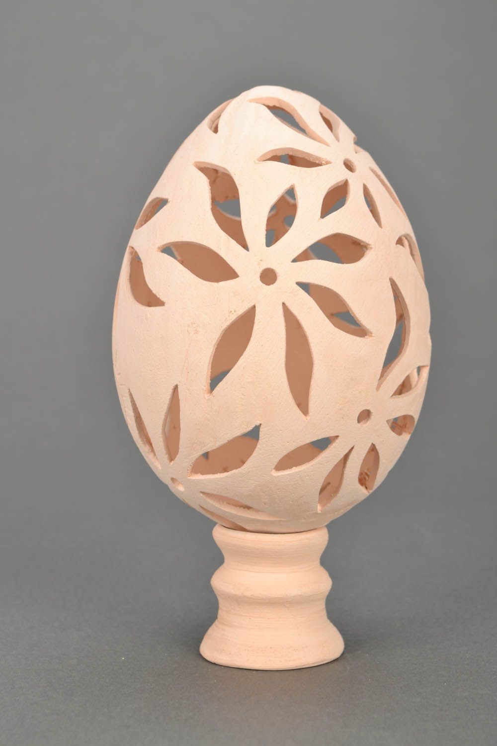 Большое декоративное керамическое яйцо фото 3