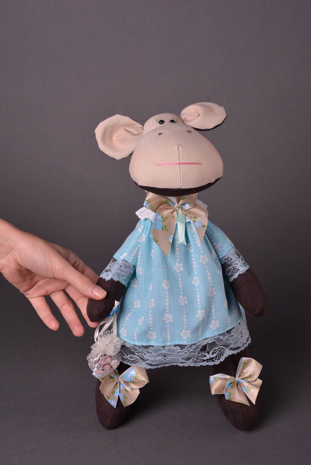 Игрушка обезьянка ручной работы авторская игрушка из ткани стильный подарок фото 1