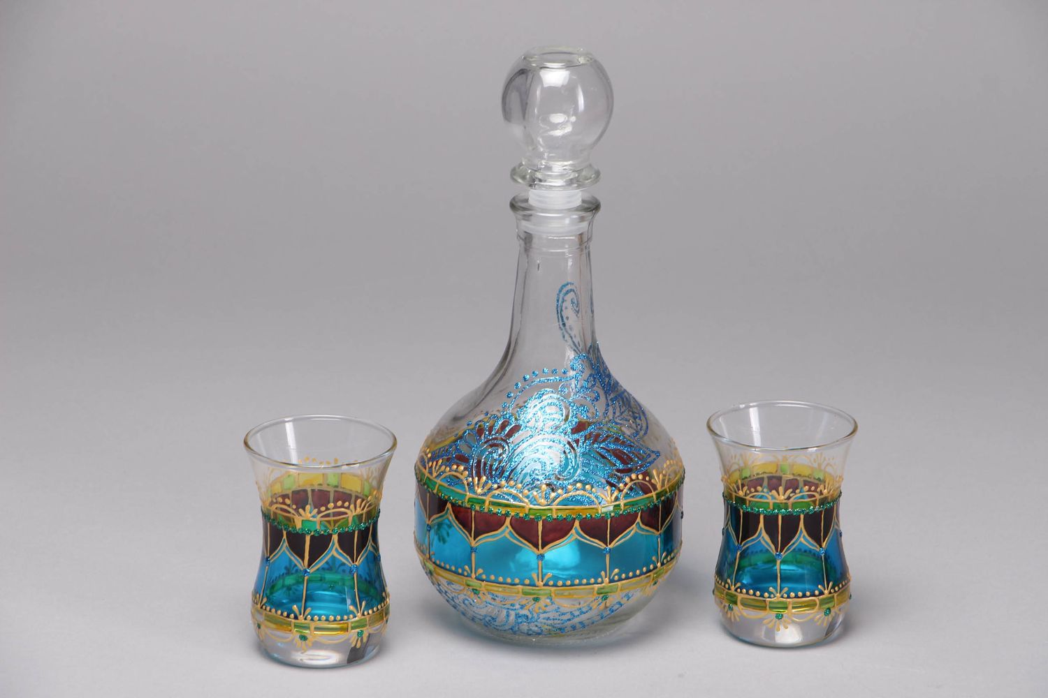 Glass ware for alcoholic drinks photo 1