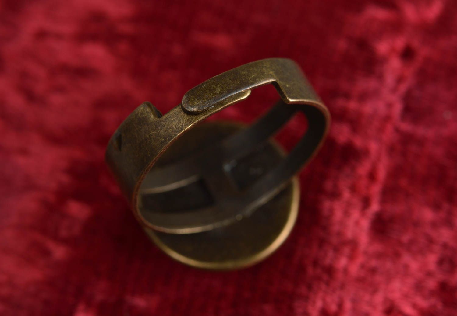 Unusual beautiful round shaped handmade decoupage ring with print photo 3