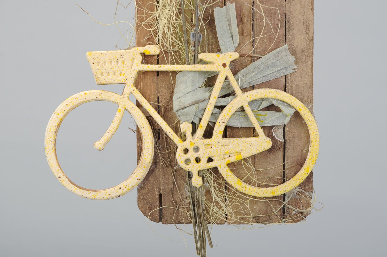 Pinza decorativa con flores secas Bicicleta foto 5