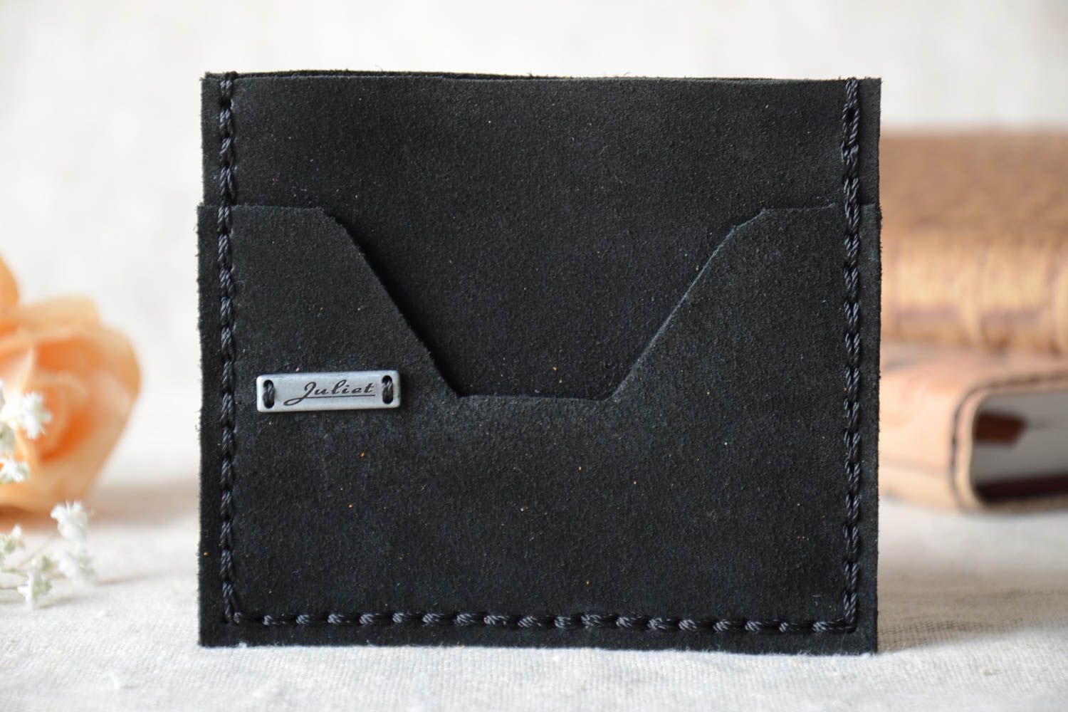 Черное портмоне из кожи ручной работы мужское оригинальный подарок авторское фото 1