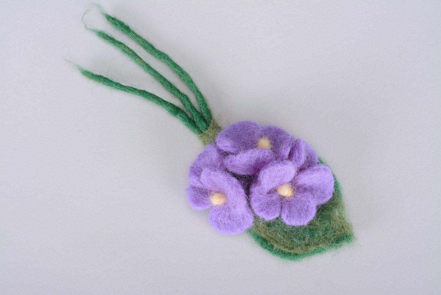 Brosche Violette Blumen foto 4