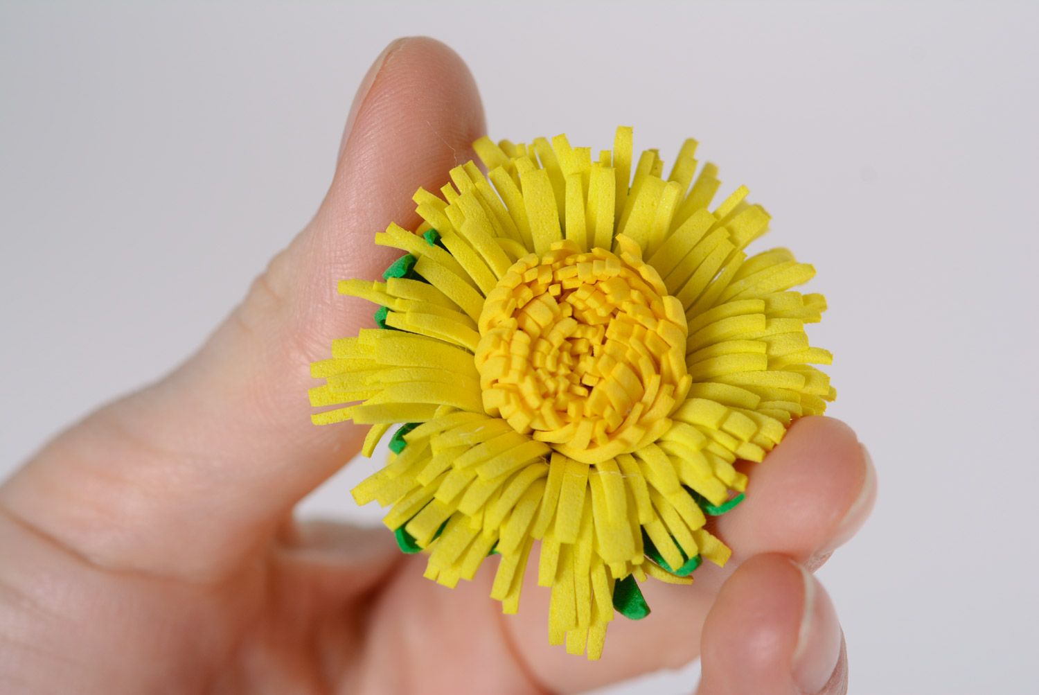 Élastiques à cheveux faits main originaux en forme de fleur jaunes 2 pièces photo 2