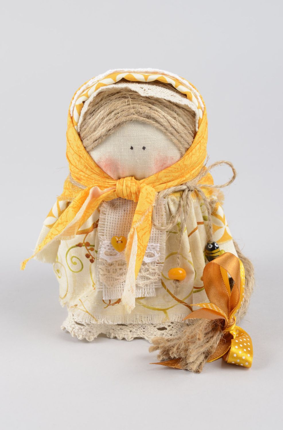 Авторская кукла ручной работы тряпичная кукла в платочке милая кукла оберег фото 1