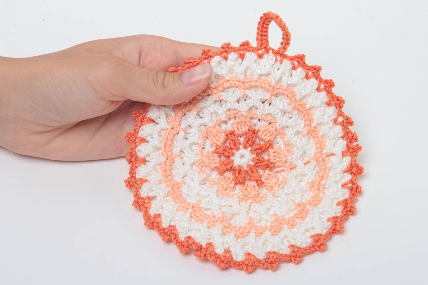 Agarradera al crochet hecha a mano accesorio para cocina textiles para el hogar foto 5