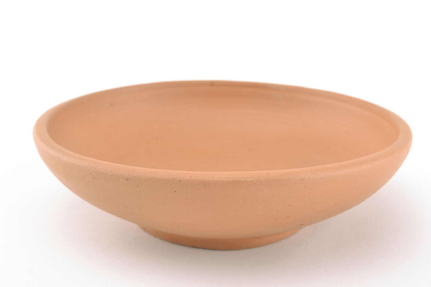 Глубокая тарелка из глины фото 1