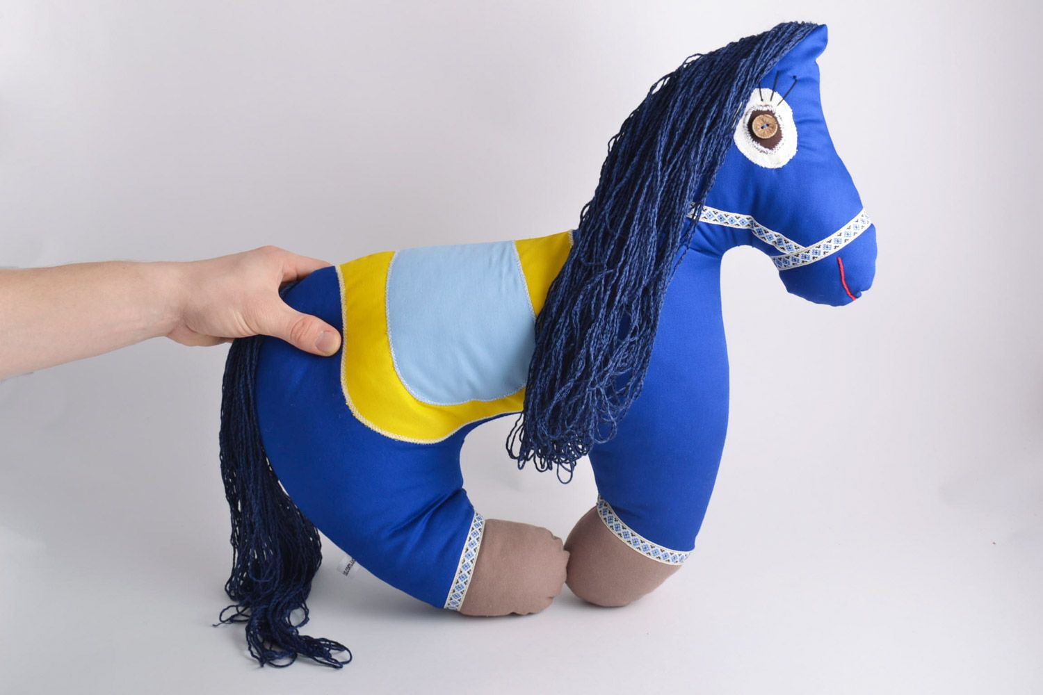 Игрушка подушка для ребенка конь синий с гривой и хвостом большой ручная работа фото 5