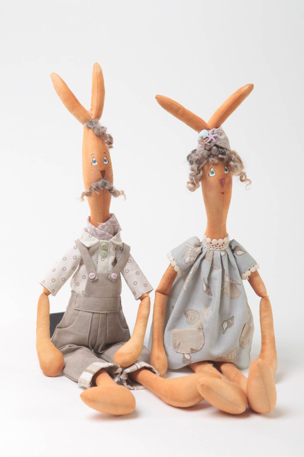 Мягкие зайцы из ткани набор из 2 изделий мальчик и девочка ручной работы фото 5