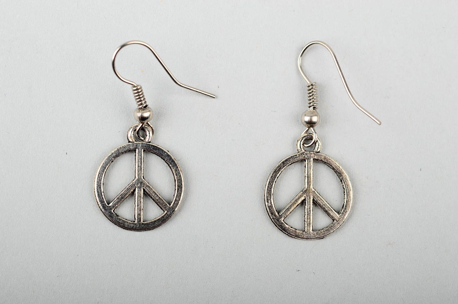 Stylish handmade metal earrings accessories for girls metal jewelry designs photo 1