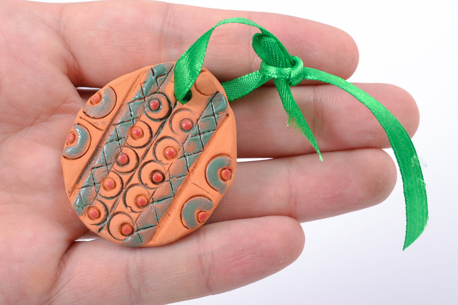 Ceramic keychain with ribbon photo 2