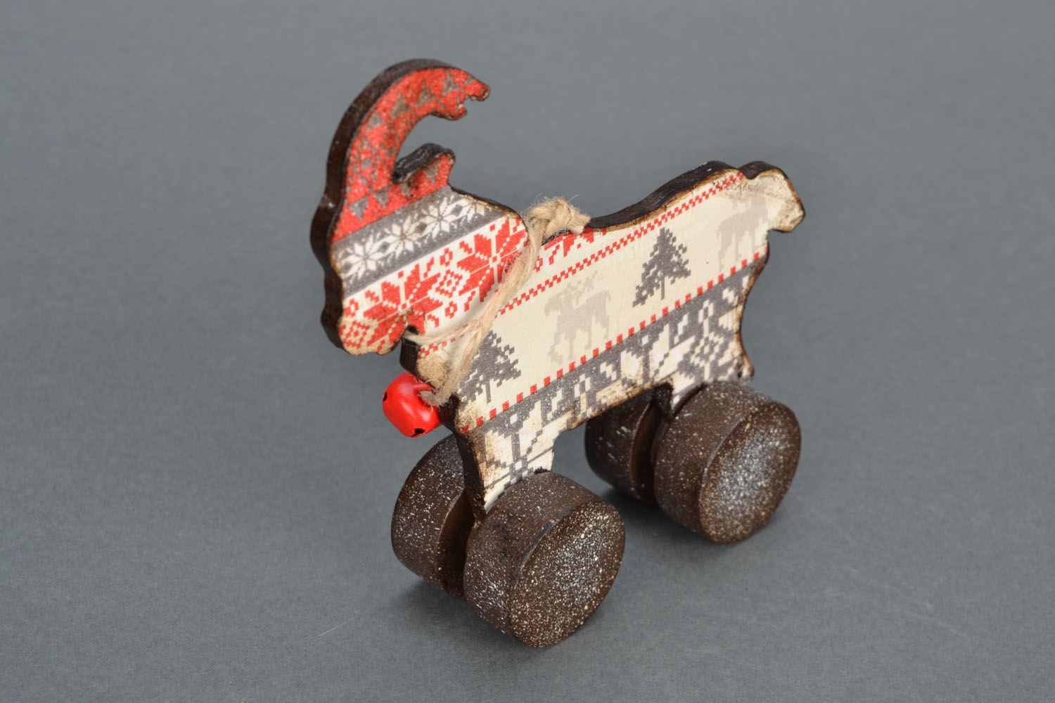 Decoupage wooden toy photo 4