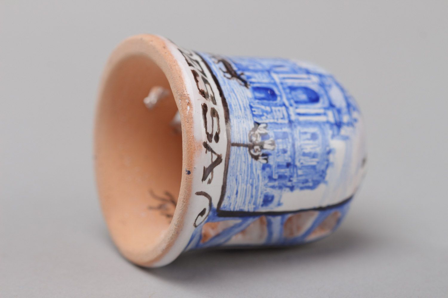 Dekorativer emaillierter bemalter handgemachter Fingerhut aus Ton Odessa für Souvenir foto 3