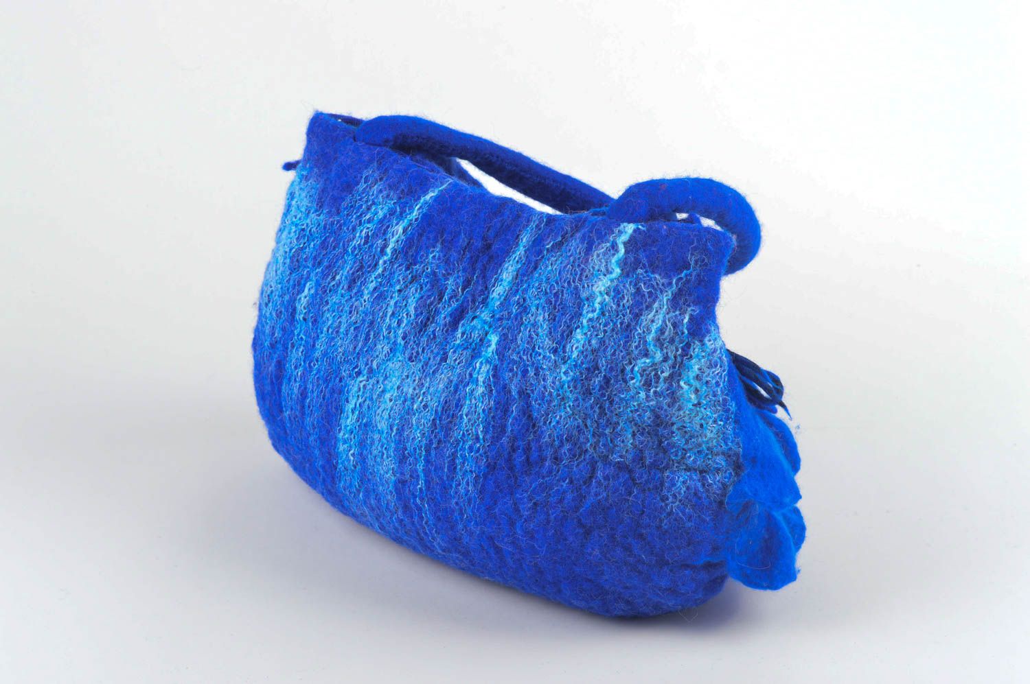 Нарядная сумка ручной работы женская сумка синего цвета сумка валяние красивая фото 2