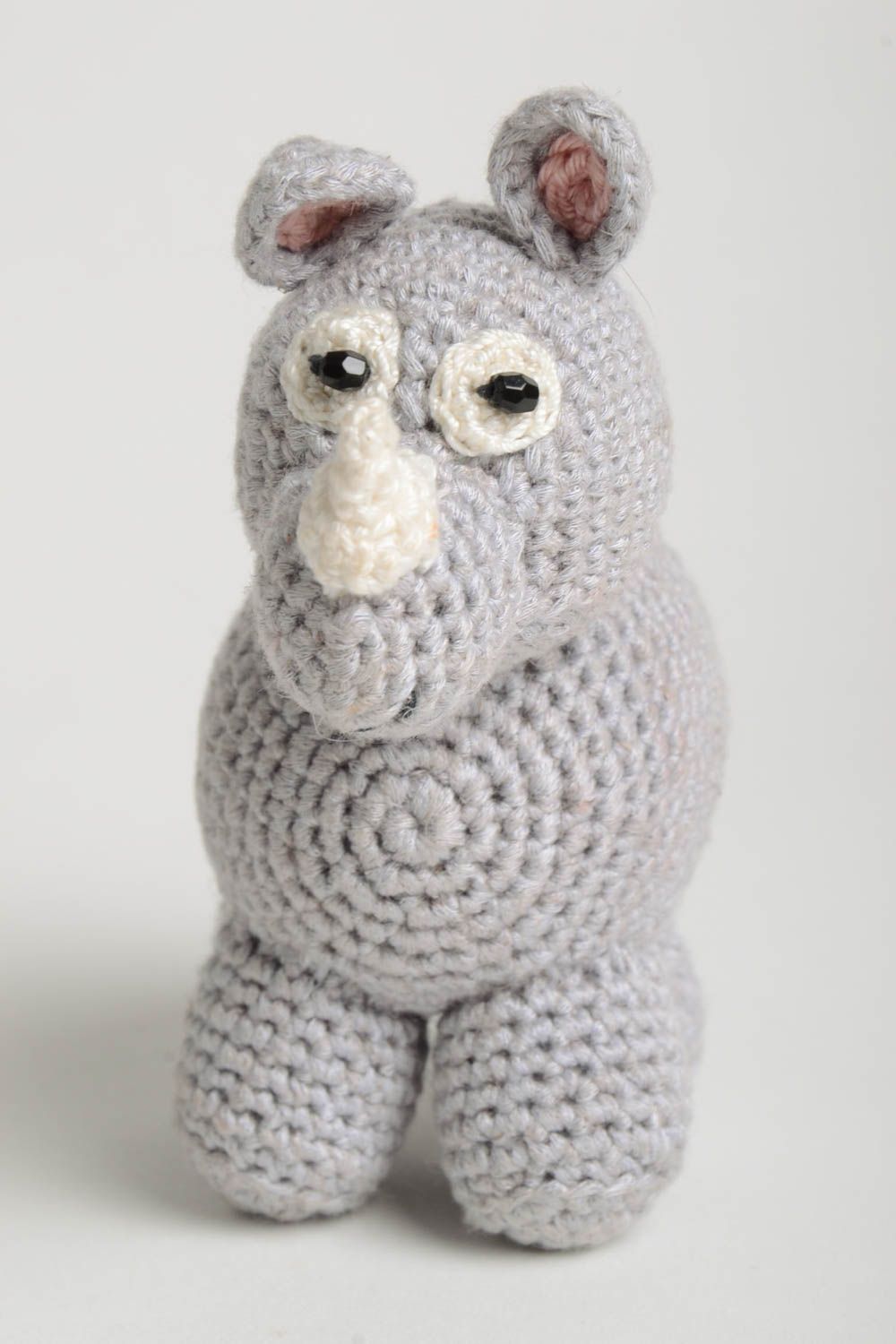 Peluche rhinocéros faite main Jouet tricoté en coton au crochet Cadeau enfant photo 2