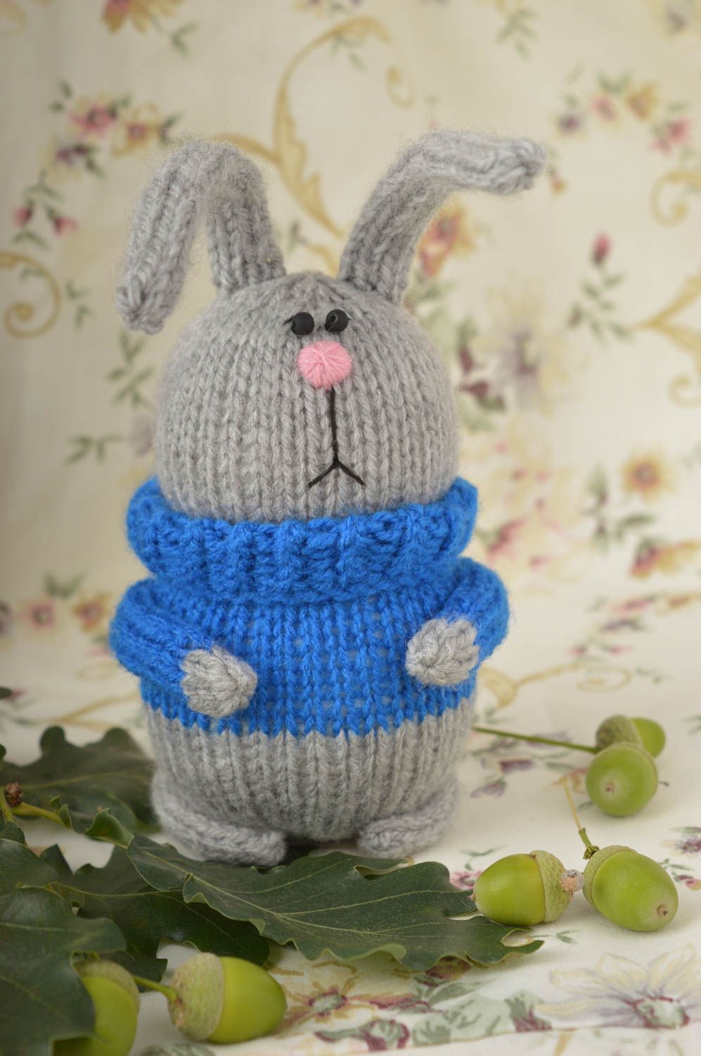 Мягкая игрушка ручной работы игрушка заяц в синем свитере детская игрушка фото 1