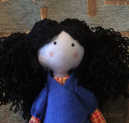 Künstlerische weiche handmade Puppe aus Textil für Kinder und Interieur Victoria foto 1