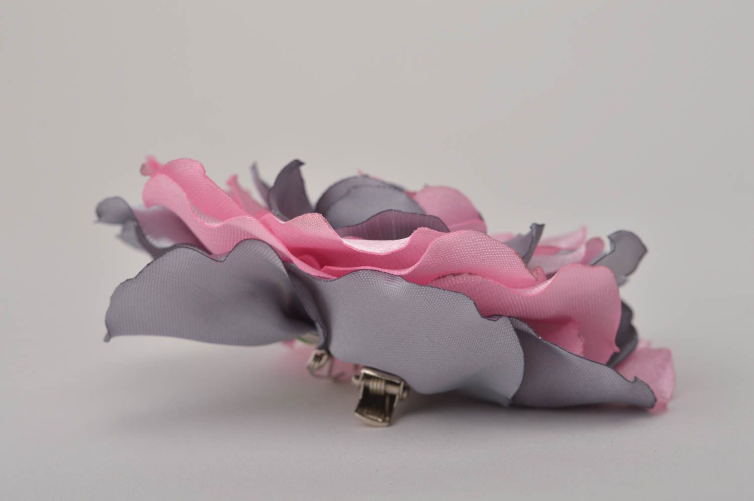Broche Barrette fleur rose-gris faite main grande en satin Cadeau pour femme photo 5
