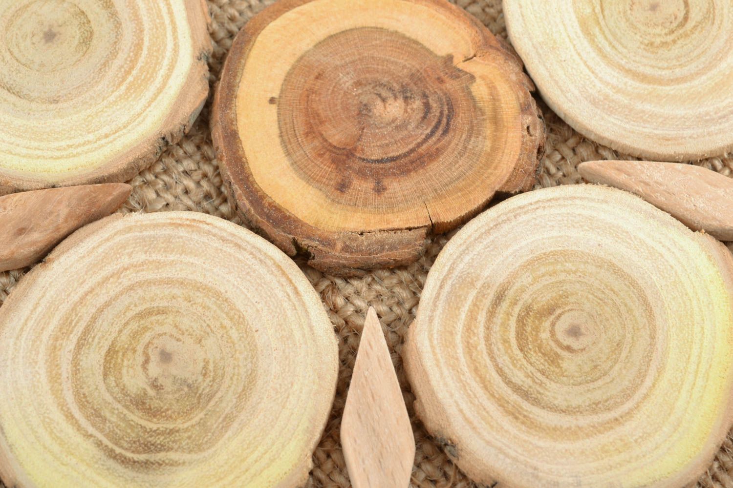 Salvamanteles de madera para platos calientes foto 3