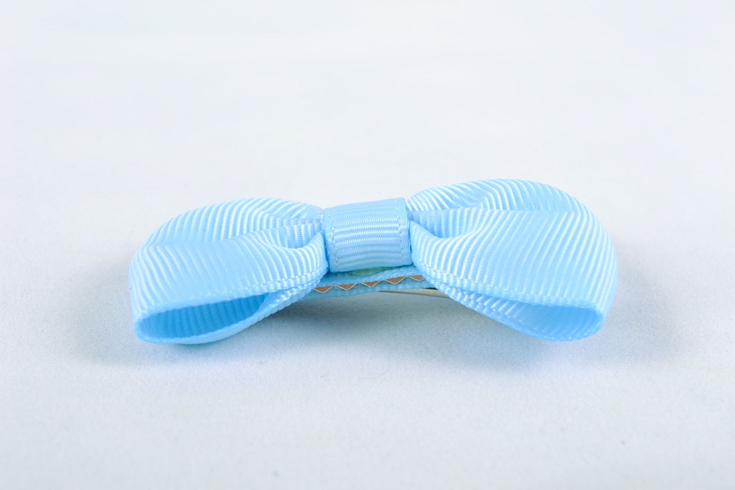 Beautiful handmade blue ribbon bow hair clip for children photo 5