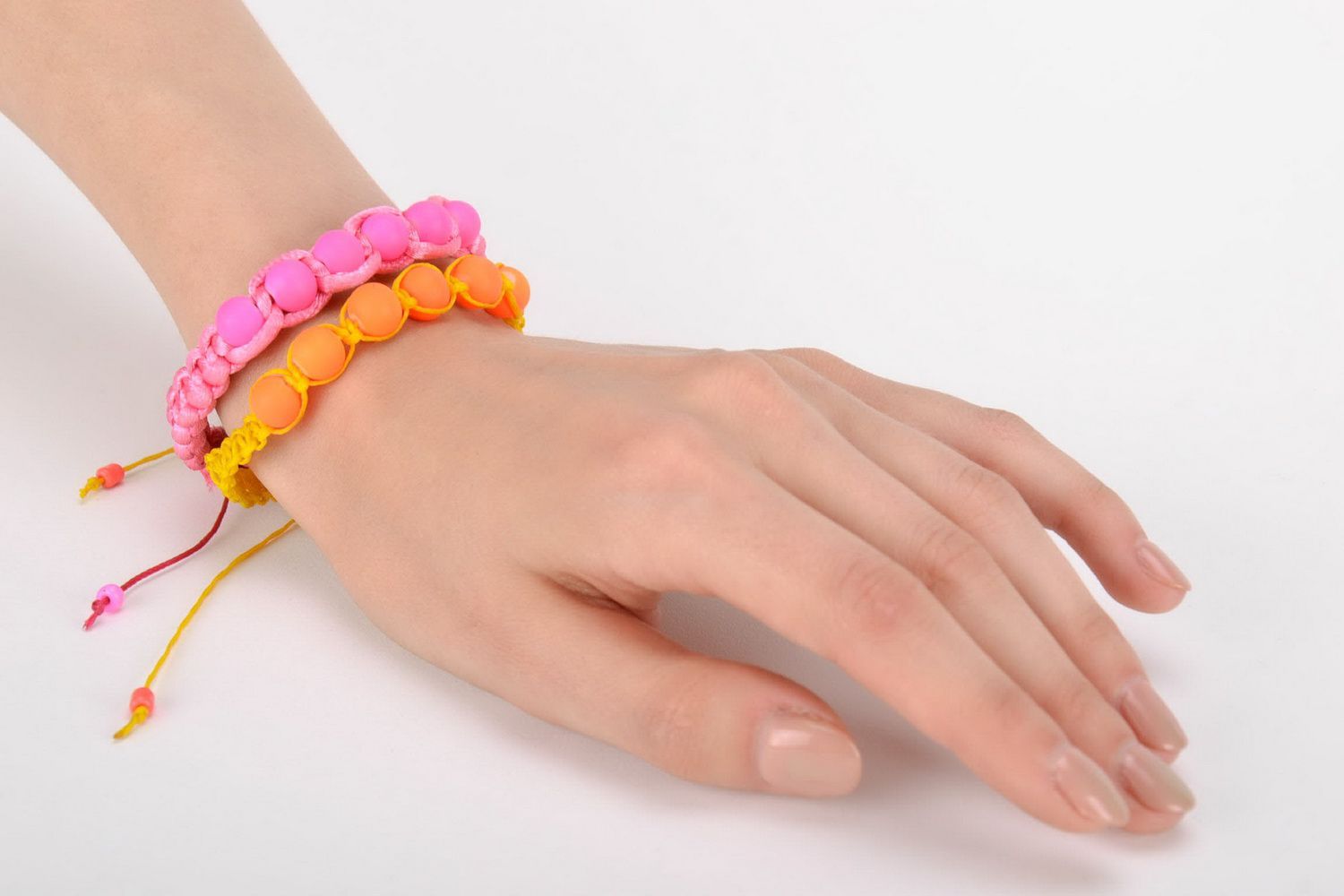 Pink wrist bracelet photo 5