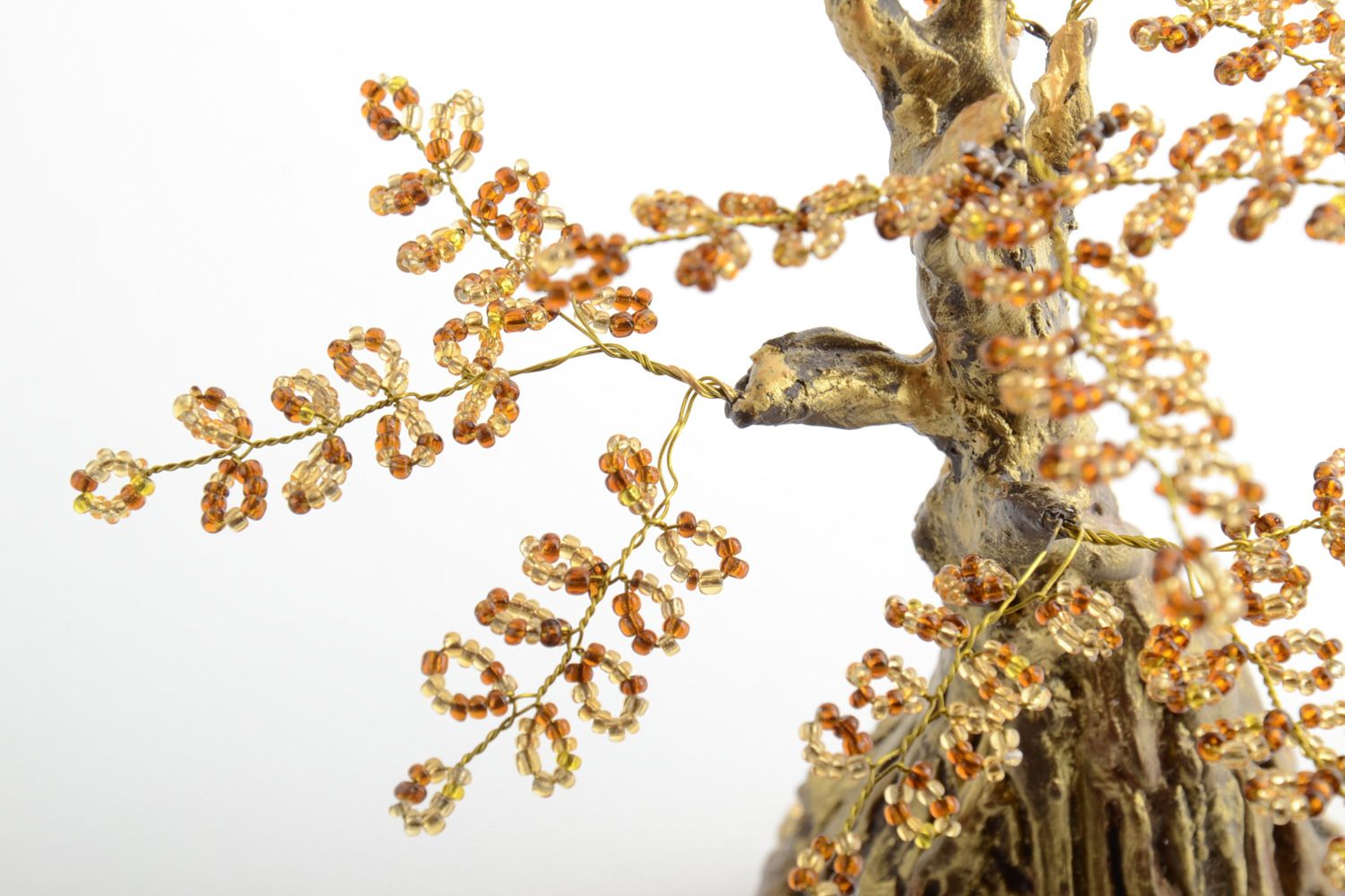 Handgemachter Glücksbaum aus Glasperlen Herbst für Interieur in goldenen Farben foto 3