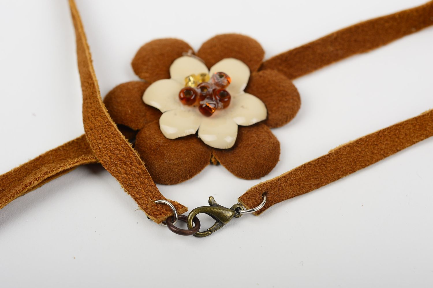 Handmade Blumen Collier Halskette für Damen schöner Schmuck aus Leder braun foto 5