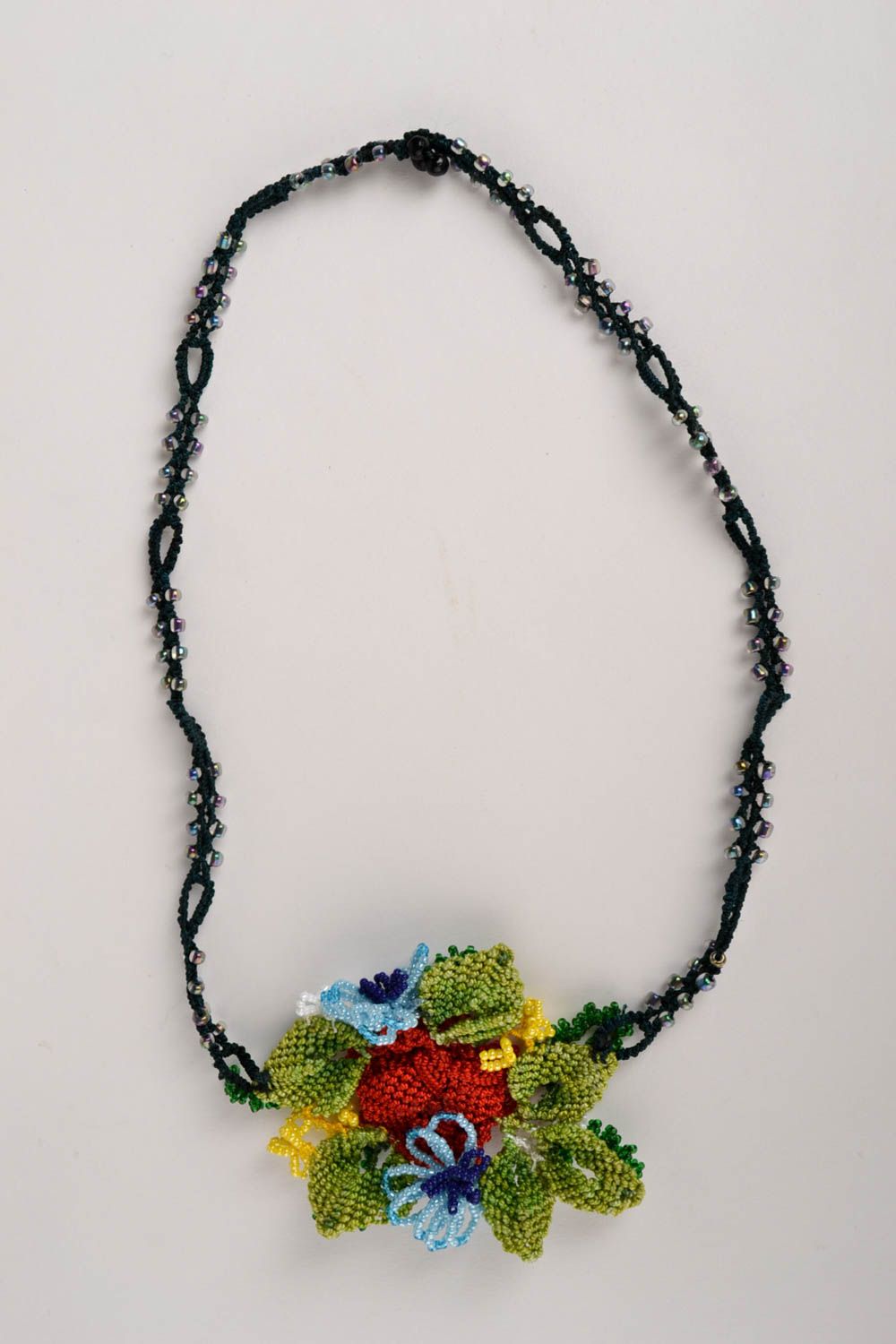 Hand-woven pendant elegant thread jewelry macrame bijouterie gift for women photo 4